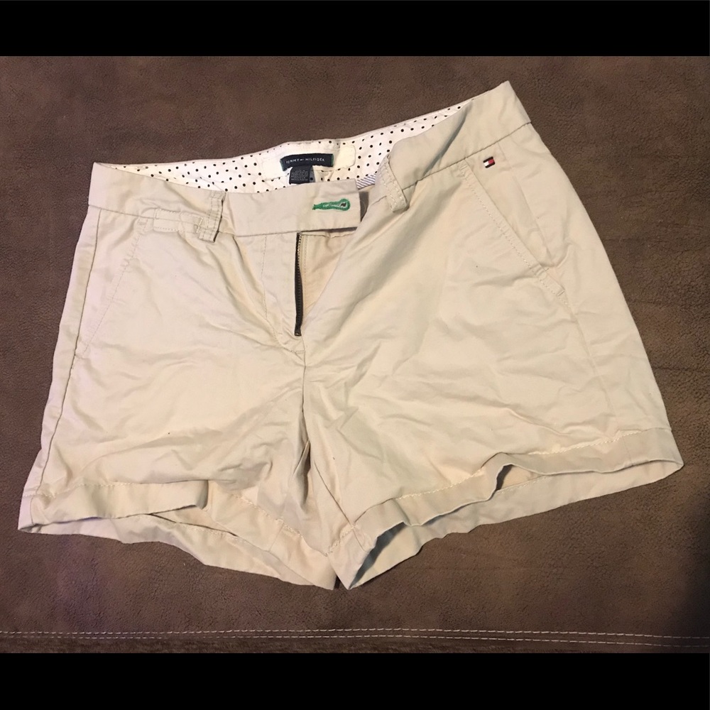 Tommy Hilfiger khaki shorts